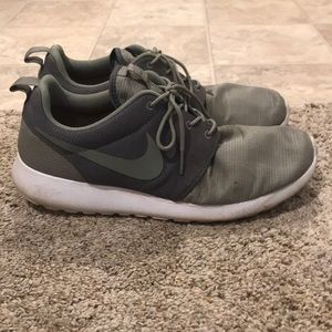 Men’s Nike Roshe